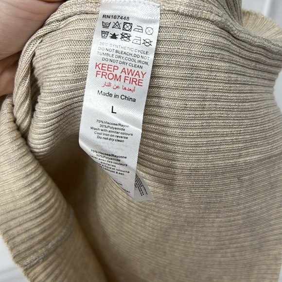 Pretty little thing NWT mock neck ribbed maxi dress large - Picture 5 of 7